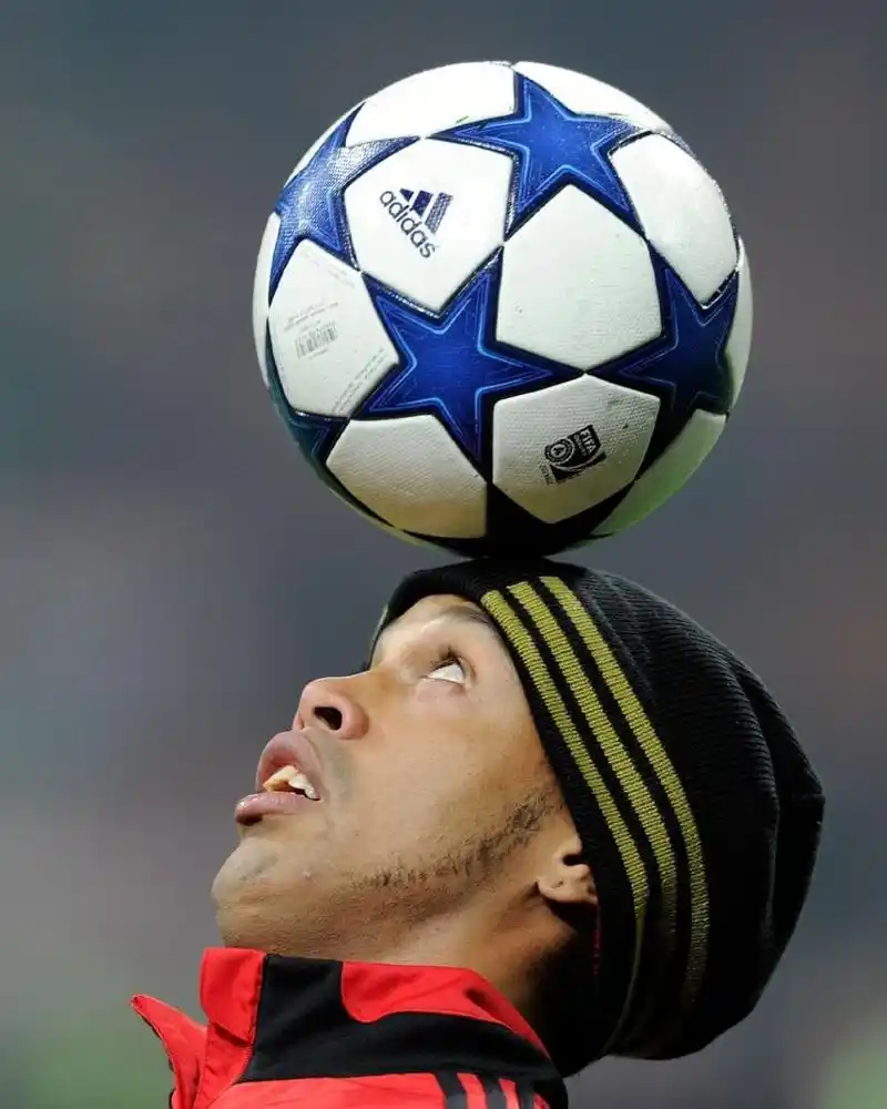 他曾多次表 他曾多次表