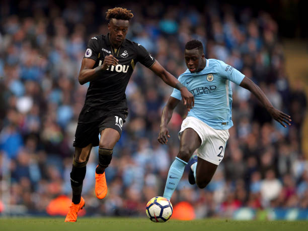 更在于他出 更在于他出