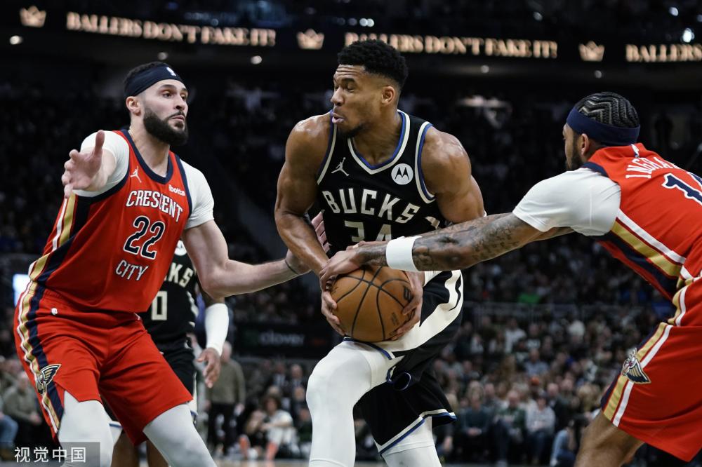 也在场外捍 也在场外捍